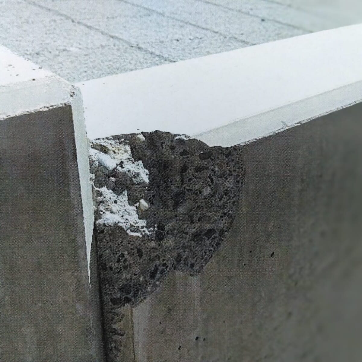 Geländer Beton vorher